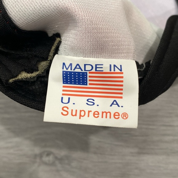 Rare Supreme Galaxy Burst Cap - Picture 4 of 4